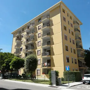 https://giuliana-appartamenti.hotelinveneto.com
